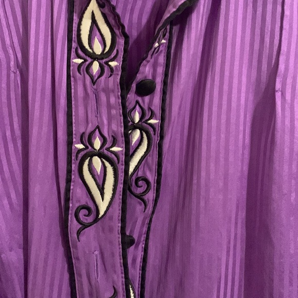 Vintage silk button up blouse - Picture 3 of 7